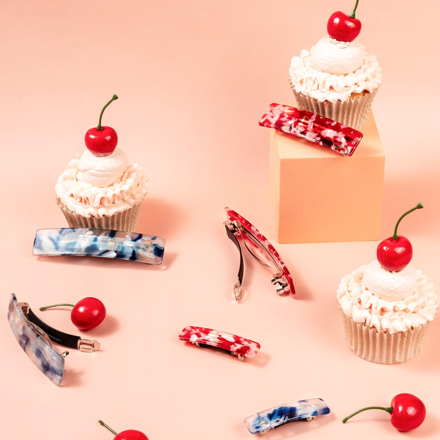 Medium Claire - Click Clip