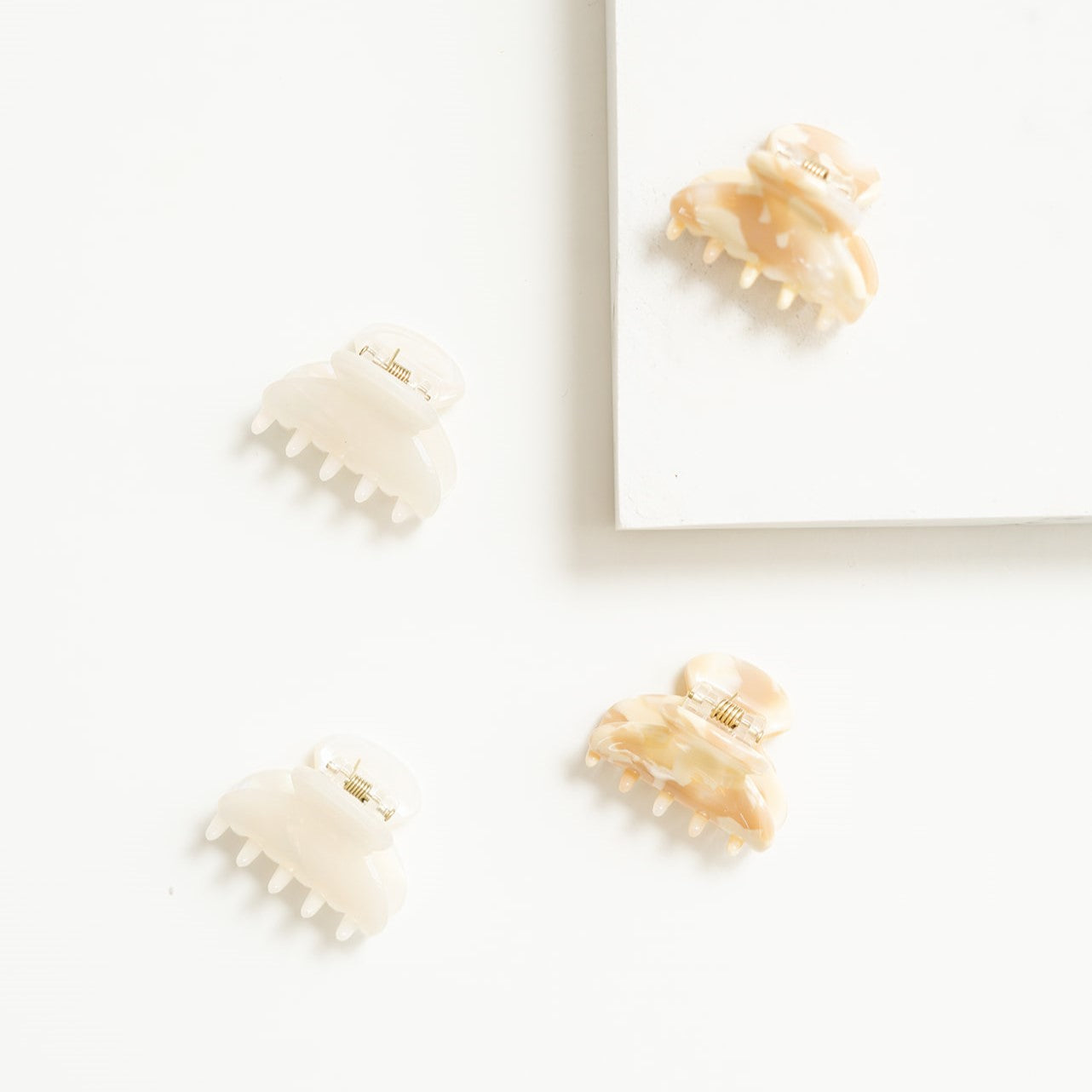kleine haarspeld lili clips fijn haar knijpt goed stevig wit