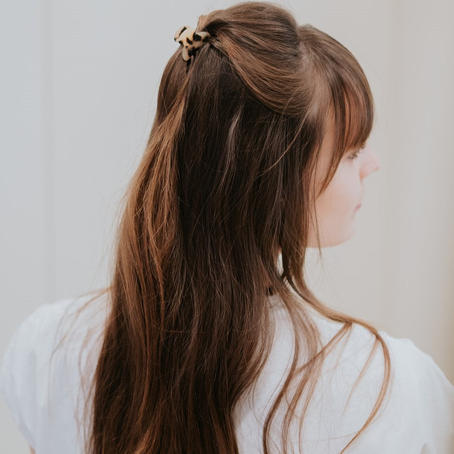mini marmer haarspeld klein beige