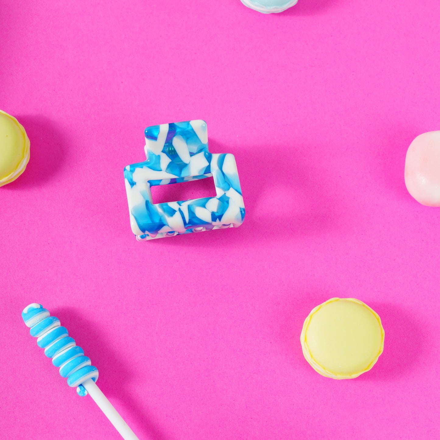 Mini Viv clip kleine vierkante haarspeld gestreept wit blauw