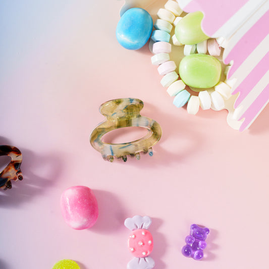 Kleine ronde haarspeld fijn haar stevig knijpt goed glad haar licht groen