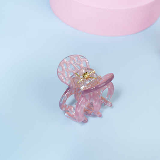 Kleine clip tandjes ver uit elkaar roze