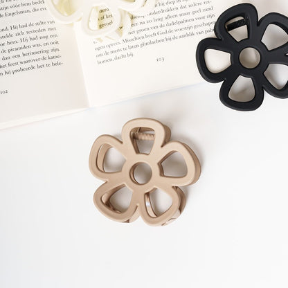 bloemen haarspeld haarklem bloem clip fijn haar bloem met gaten in het midden beige 