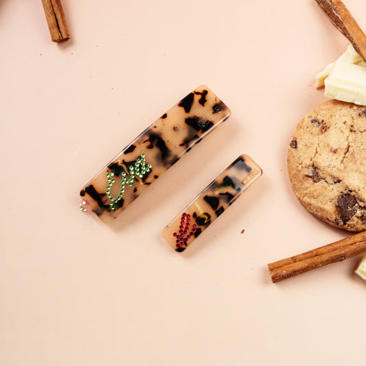 Kleine Claire click clips gepersonaliseerd initiaal marmer beige fijn haar