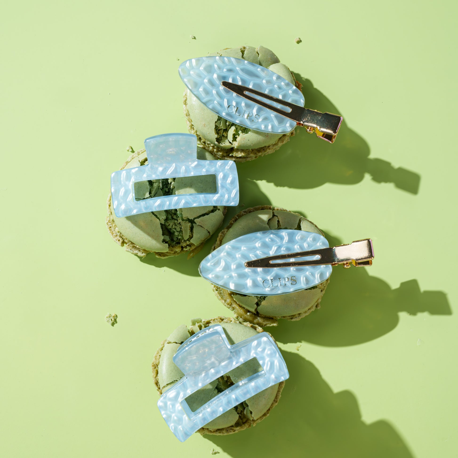 Leni beauty clip blauw geschubd