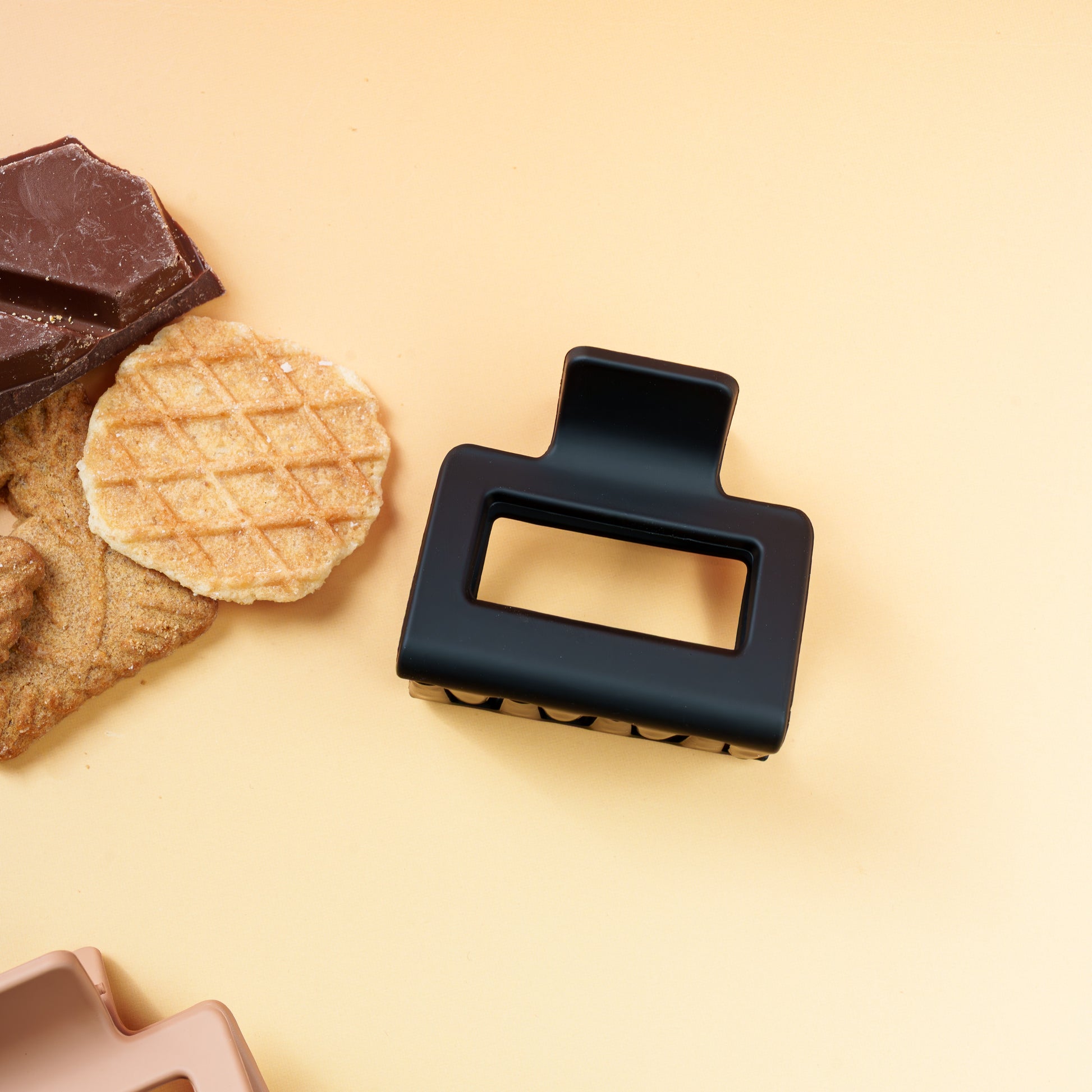 Vierkante matte en stevige clip voor alle haartypes zwart