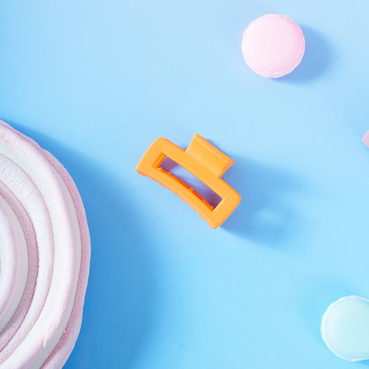 rechthoekige haarspeld fijn haar kort haar beige