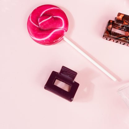 Mini Viv clip kleine vierkante haarspeld effen aubergine