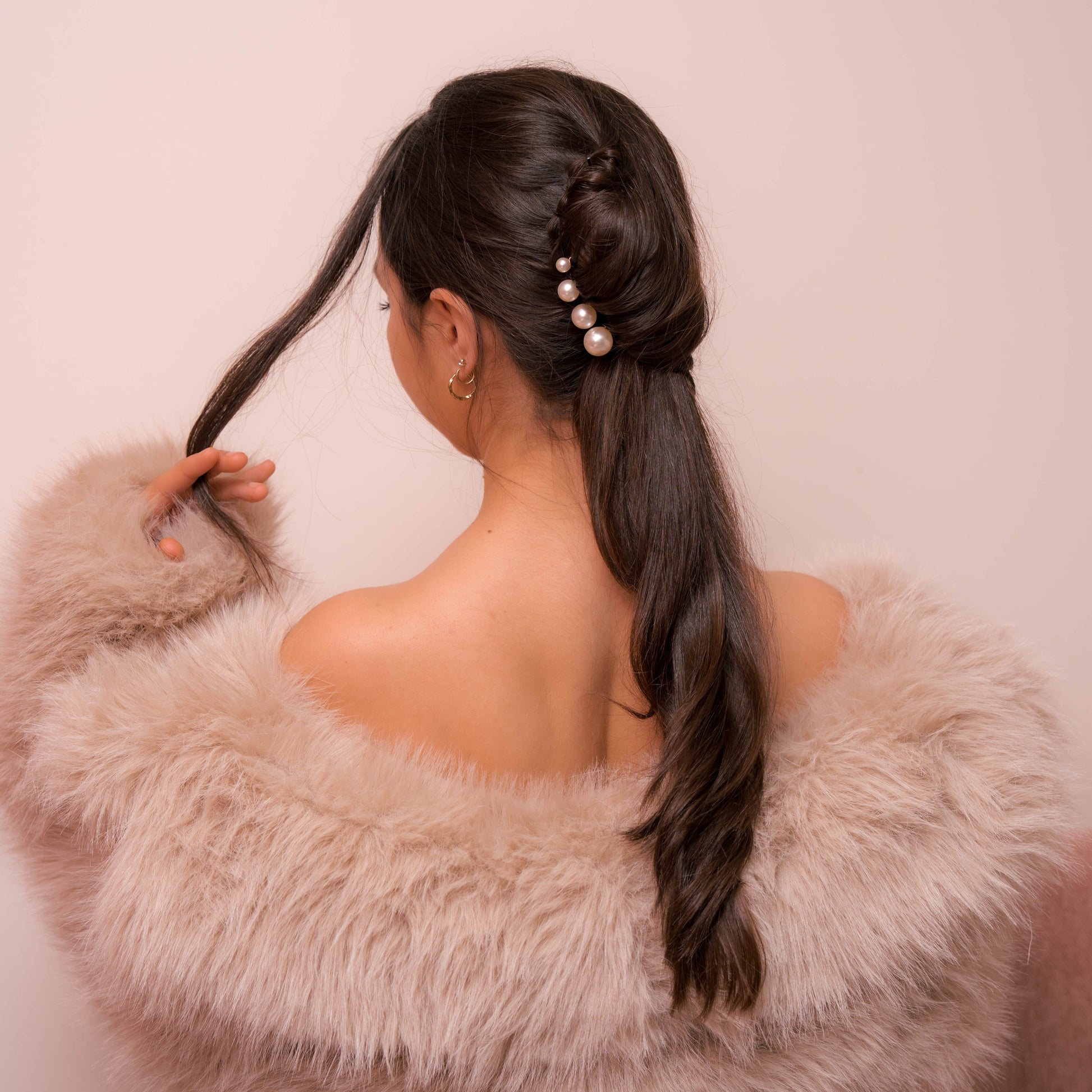 Pixie pins metalen gouden pin witte parel fijn haar opsteek kapsel